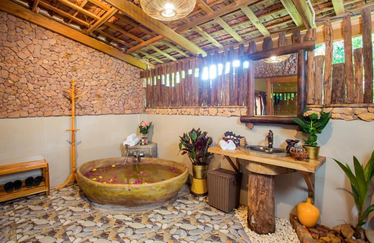 Chez Carole Beach Resort דואונג דונג מראה חיצוני תמונה