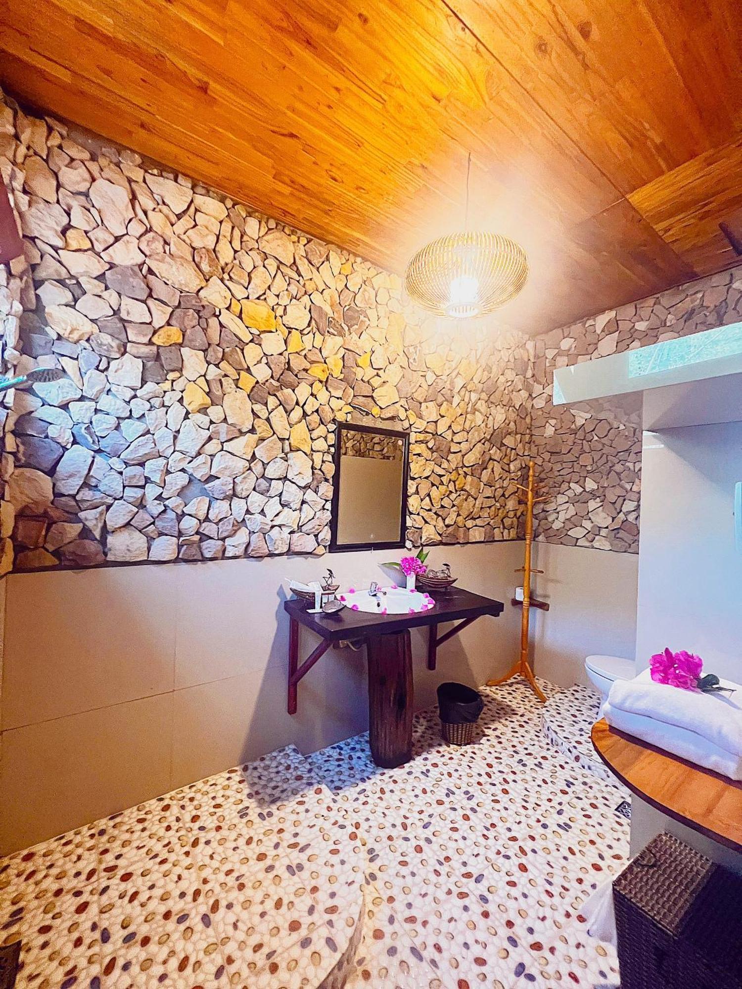 Chez Carole Beach Resort דואונג דונג מראה חיצוני תמונה