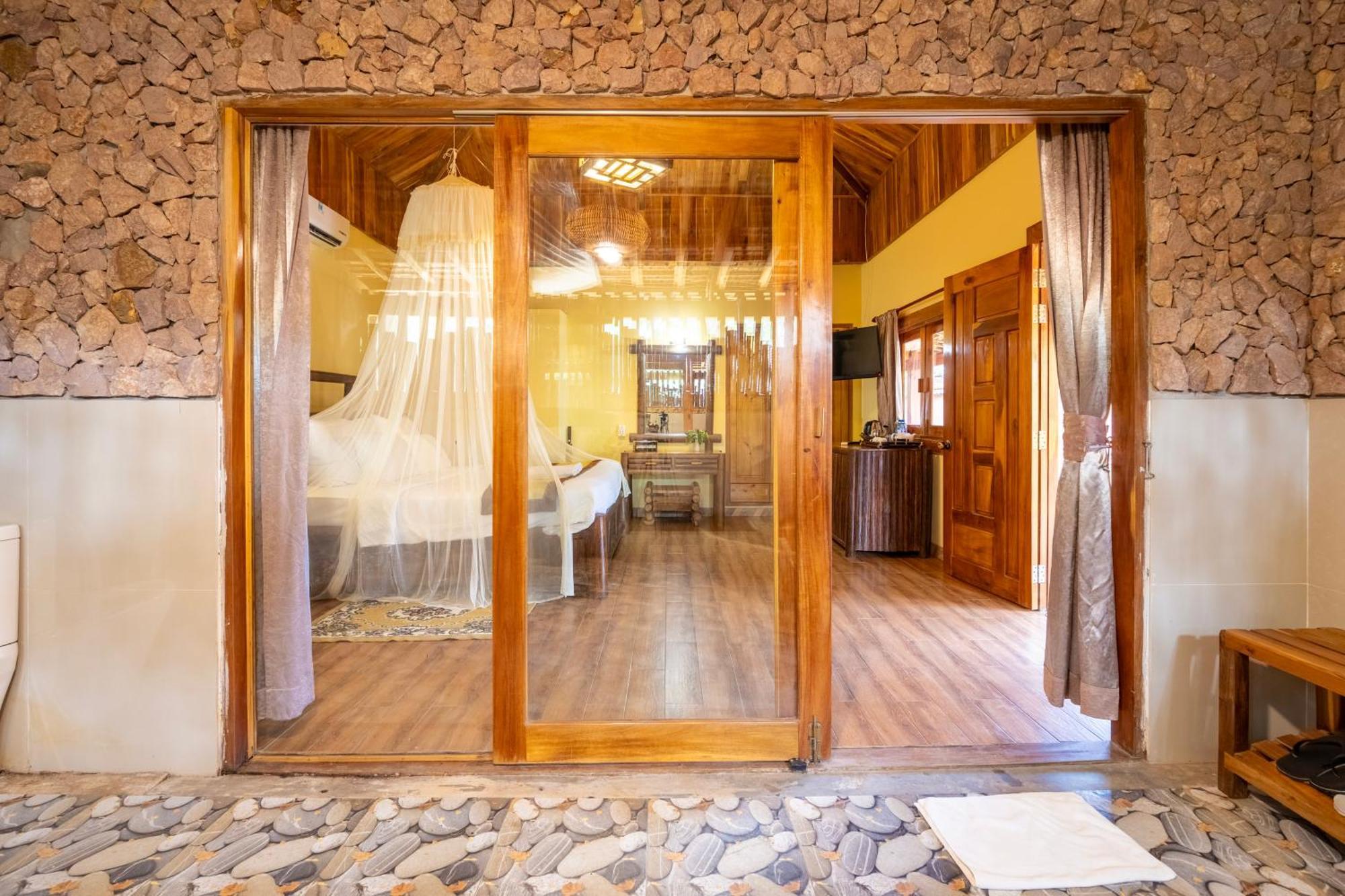 Chez Carole Beach Resort דואונג דונג מראה חיצוני תמונה